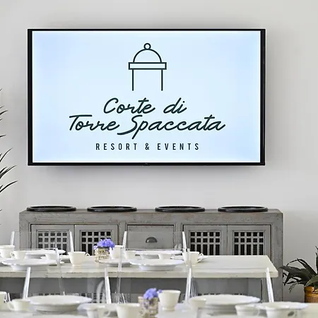 Corte Di Torre Spaccata توري كان